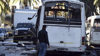 Na Madagaskare havarovalo auto so svadobčanmi, zahynuli desiatky ľudí