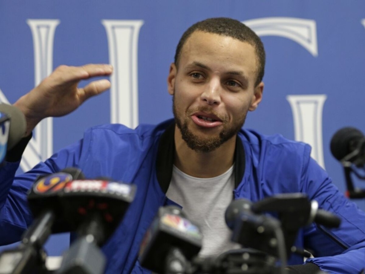 Warriors deklasovali LA Clippers, lídrom Curry