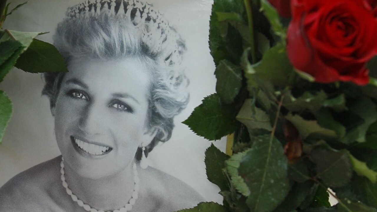 Princovia William a Harry si uctia zosnulú matku, dajú jej postaviť sochu