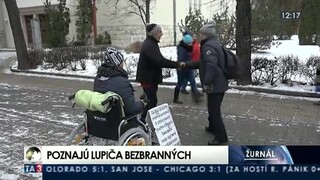 Okradol beznohého aj starenku. Podozrivý zlodej je už v rukách polície