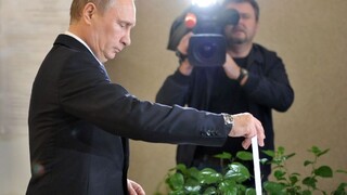 Putinov odporca či kontroverzný politik. Kandidáti na ruského prezidenta sa hlásia