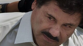 Narkobarón Guzman sa sťažuje na zlé podmienky, predstúpil pred súd
