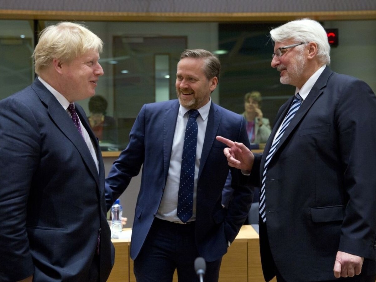 Diplomati EÚ sa stretli v Bruseli, témami sú Ukrajina aj Líbya