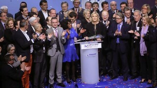 Vo Francúzsku sa začala prezidentská kampaň. Sprevádza ju mnoho škandálov