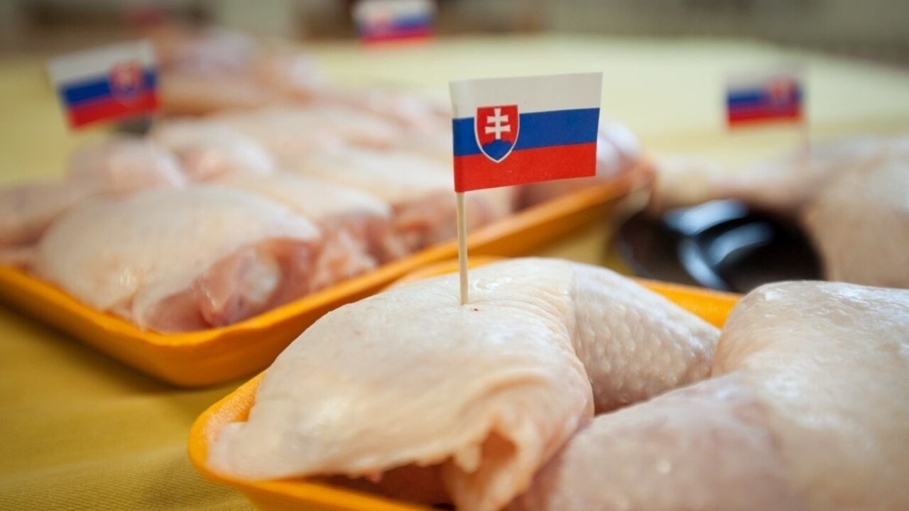 Rusko zakázalo dovoz hydinového mäsa, na zozname krajín je aj Slovensko