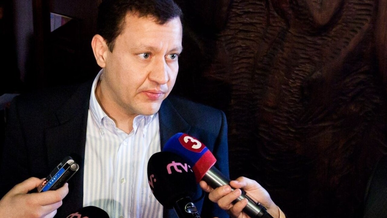 Lipšic sa stal terčom bizarného útoku zamaskovaných mužov