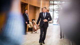 Fico informoval o nových vyhláškach, kritiku opozície odmieta
