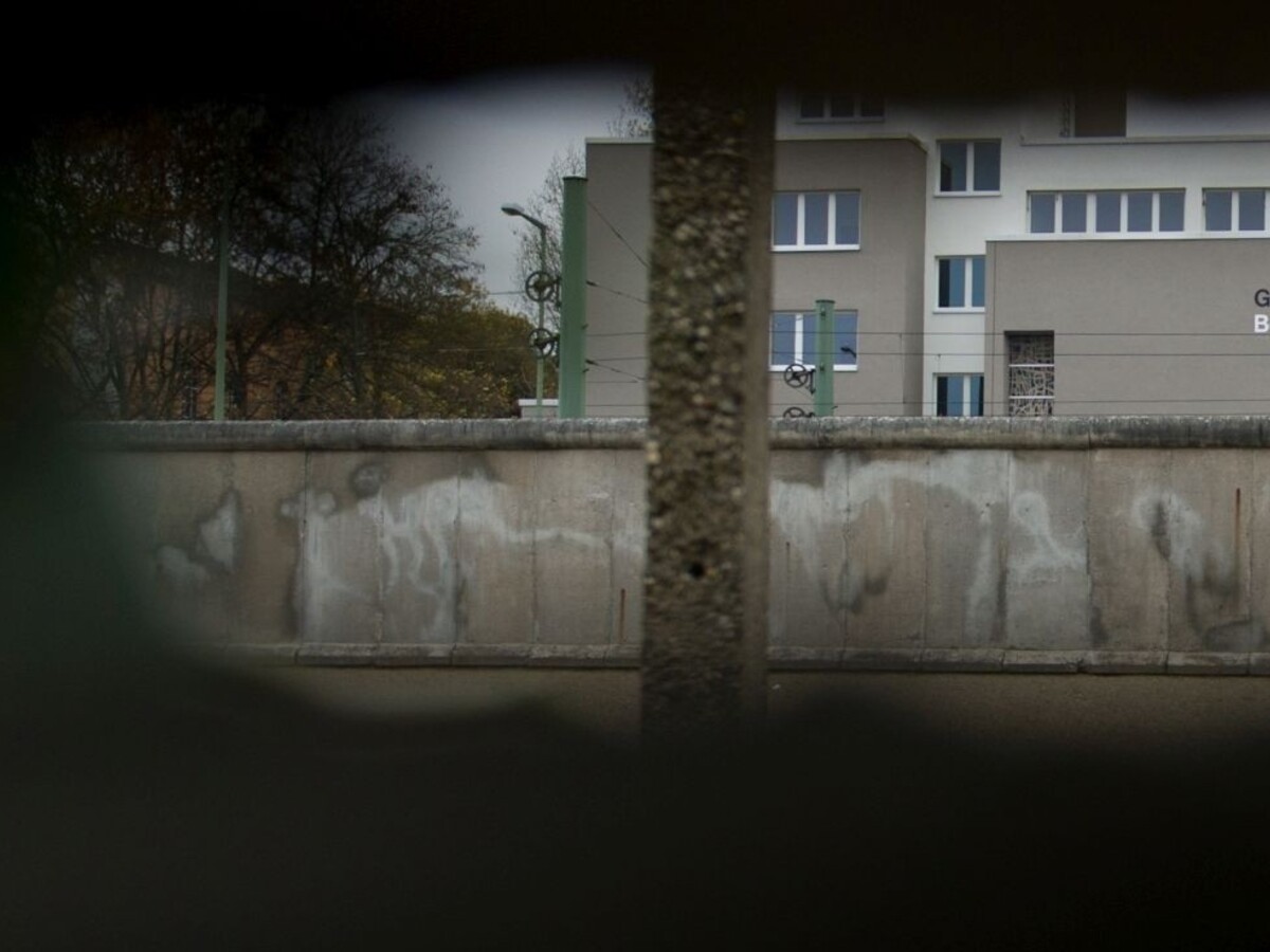 Ukrajinský poslanec protestoval vandalizmom. Pochválil sa na sociálnej sieti