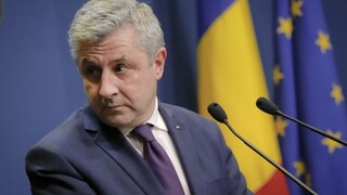 Po masových protestoch Rumunov odstupuje minister spravodlivosti
