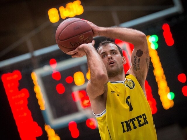 Basketbalisti Interu postúpili do semifinále Slovenského pohára