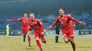 Líder zo Žiliny vstúpil do jarnej časti prehrou, podľahol Seničanom