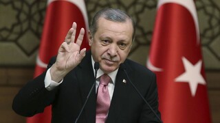 Kampaň za posilnenie svojich právomocí chce v EÚ osobne robiť aj Erdogan