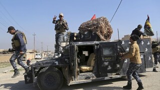 Islamský štát prehral bitku o strategické letisko v Mósule