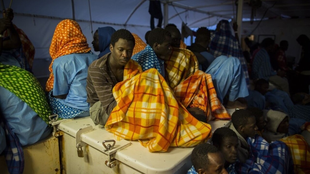 V kontajneri našli desiatky migrantov, mnohí už boli mŕtvi