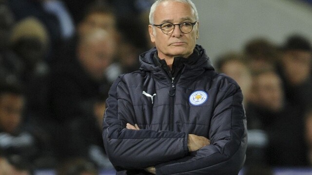 Anglický majster robí zmeny. Leicester prepustil trénera Ranieriho