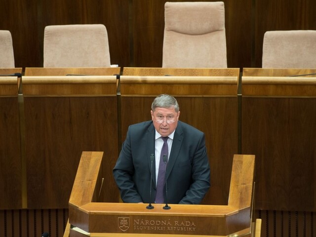 Prokurátor Kováčik musí skončiť, tvrdí SaS. Žiada aj disciplinárku