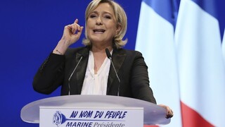 Kampaň pred francúzskymi prezidentskými voľbami sa vyostruje