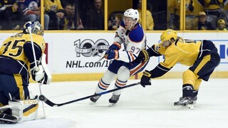 NHL: Štyri slovenské asistencie a Jurčov debut za Chicago