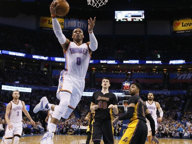 NBA: Westbrook sa stal hrdinom zápasu proti New Orleans
