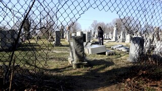 Zničené náhrobky na židovských cintorínoch vyvolávajú v USA strach
