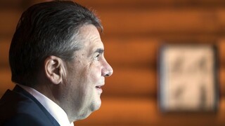 Zvýšenie rozpočtu na obranu je zrejme nesplniteľné, obáva sa Gabriel