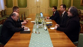 Fico diskutoval s mimovládkami, pomôžu v boji proti korupcii