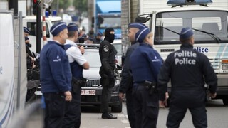 V Bruseli zadržali muža, ktorý viezol plynové bomby. Polícia oblasť uzavrela