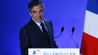 Vyšetrovatelia prehľadali byt prezidentského kandidáta Fillona