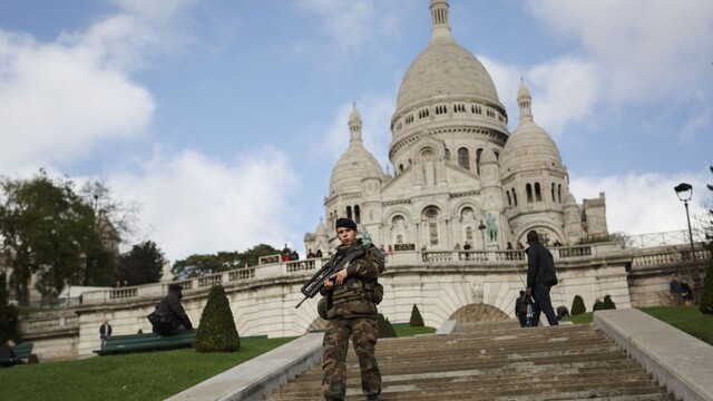 Občiansky návrh na zničenie parížskej baziliky získal najviac hlasov