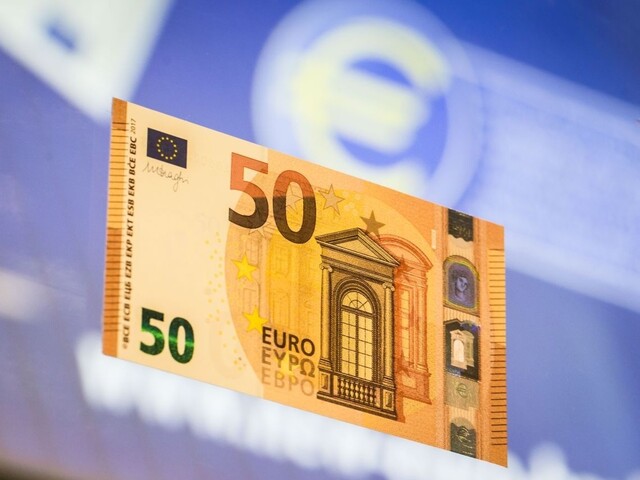 Prichádza nová 50-eurová bankovka, staré postupne stiahnu