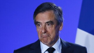 Šéf Fillonovej predvolebnej kampane odstúpi z funkcie