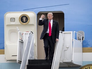 Trump obvinil svojho predchodcu: Obama odpočúval moje telefonáty