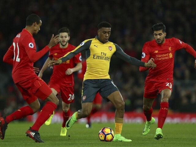 Liverpool si poradil s Arsenalom, nahradil ho v elitnej štvorke