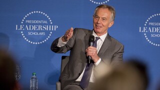 Svet je podľa Tonyho Blaira v bode zlomu: Dominancia Západu sa blíži ku koncu