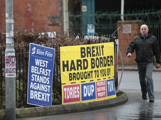 Írov bude po Brexite rozdeľovať hranica, hrozí návrat násilia