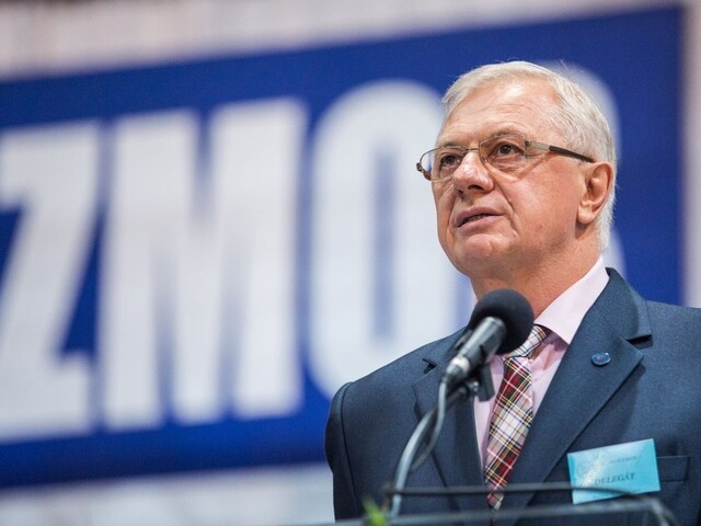 Stav školstva sa pod vedením samospráv zlepšil, tvrdí predseda ZMOS