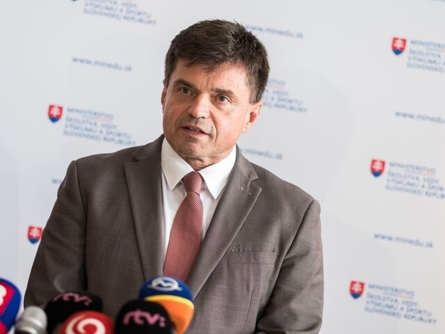 Plavčan sľubuje nový systém financovania základných a stredných škôl