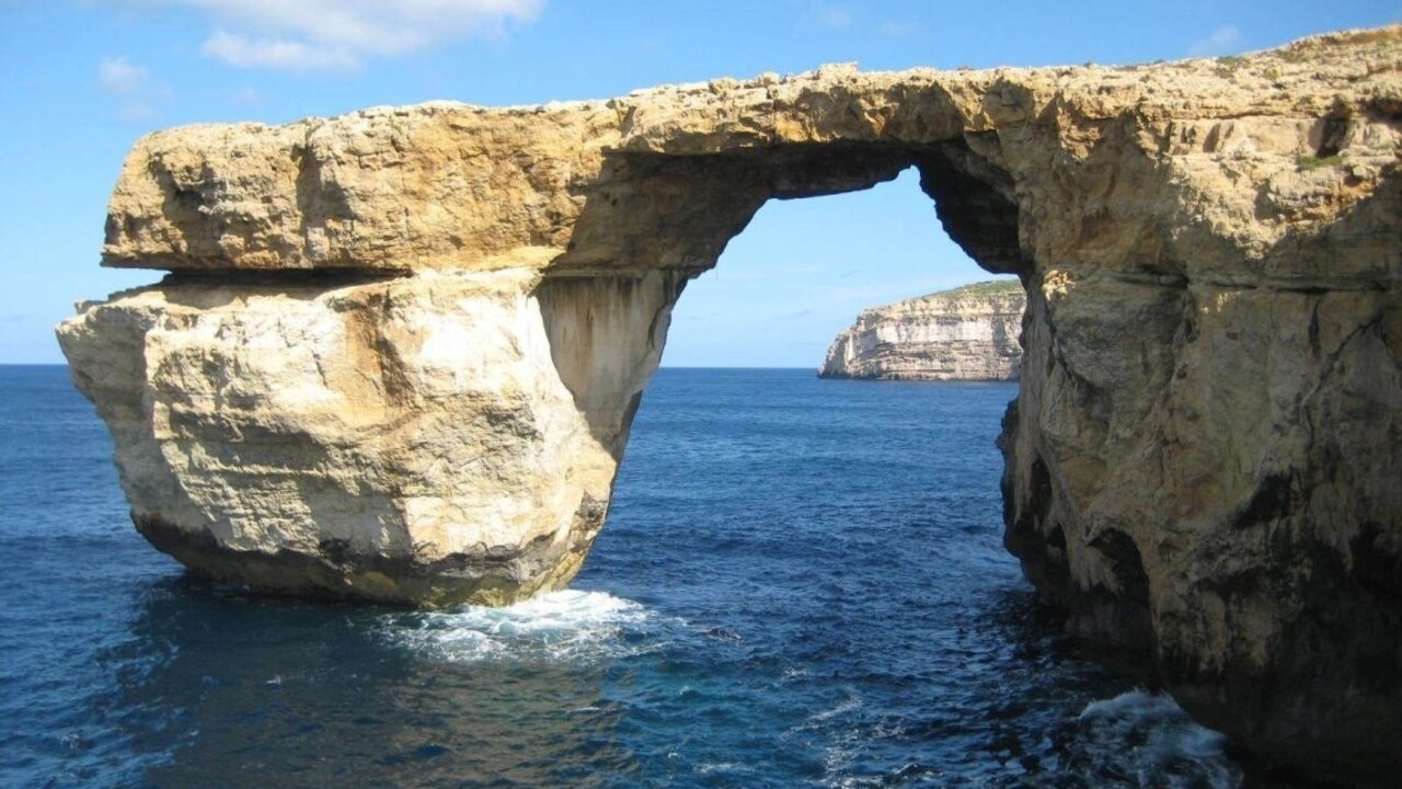 Malta prišla o jednu z najväčších atrakcií, zrútila sa do mora