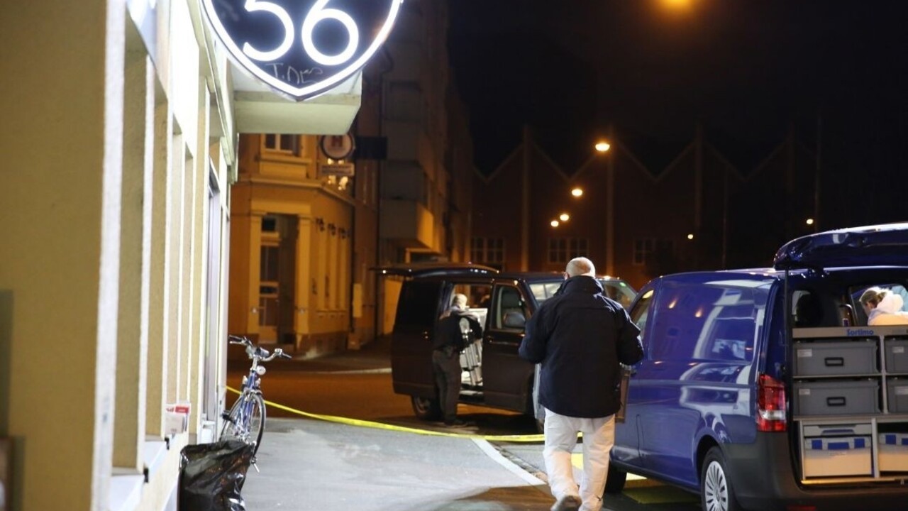 Do bazilejského baru vtrhli útočníci, streľba si vyžiadala dve obete
