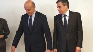 Francúzsky expremiér napokon podporí kandidatúru Fillona