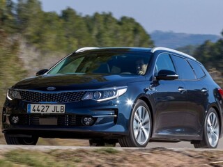 Kia Optima diesel a plug in hybrid a nový Opel Crossland X