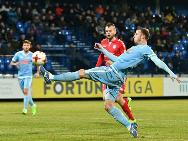 Slovan je na jar stopercentný, približuje sa k lídrovi tabuľky