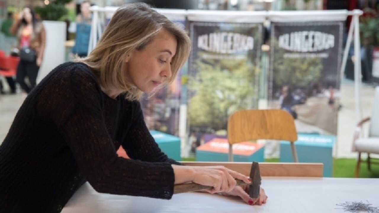 Talianska umelkyňa Pamela Campagna vytvorí v Bratislave jedinečné dielo Klingerka