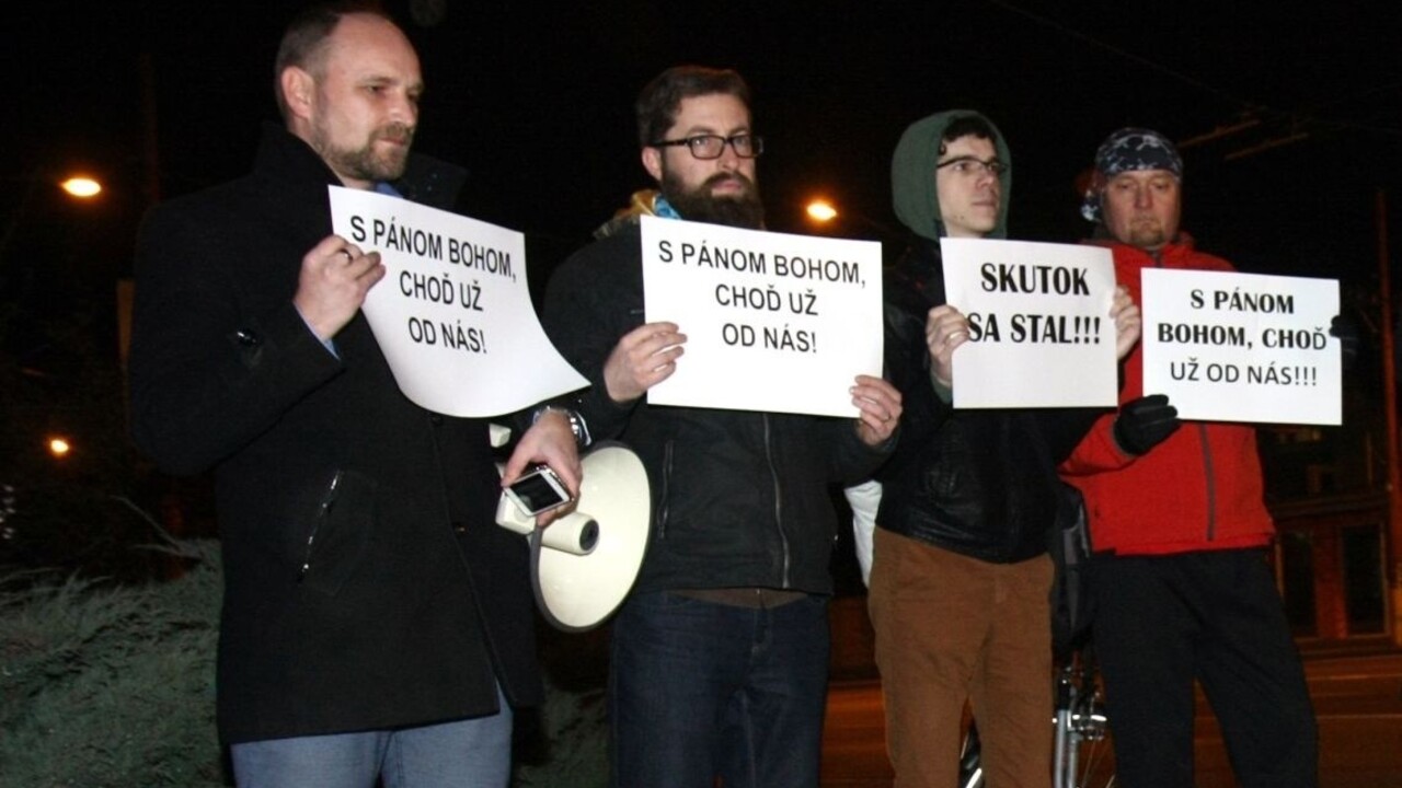 Politici reagujú na amnestie, kotlebovci si návrh doštudujú