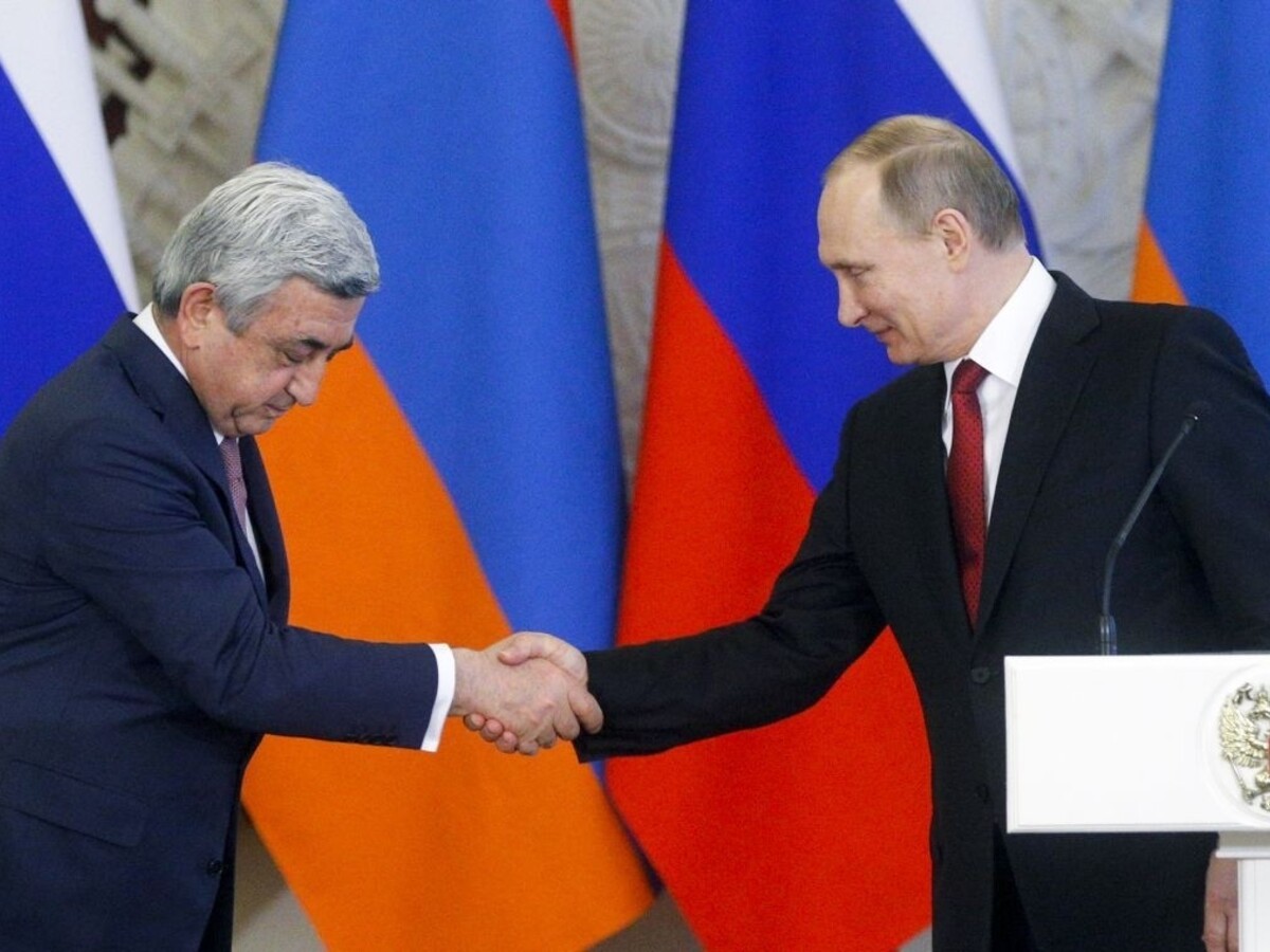 Putin rokoval s arménskym prezidentom o Náhornom Karabachu