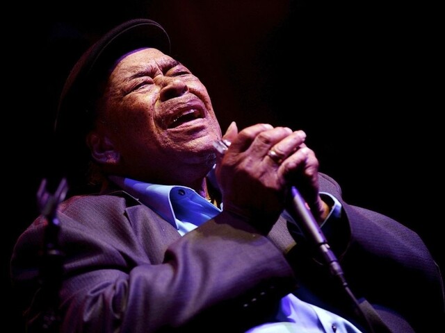 Zomrel bluesový harmonikár James Cotton, laureát Grammy