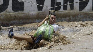 Peru sužujú mohutné záplavy, dažde zabili desiatky ľudí