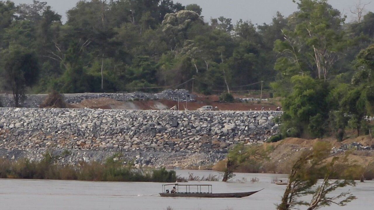 Opití Vietnamci vypustili priehradu, voda zaplavila dve dediny