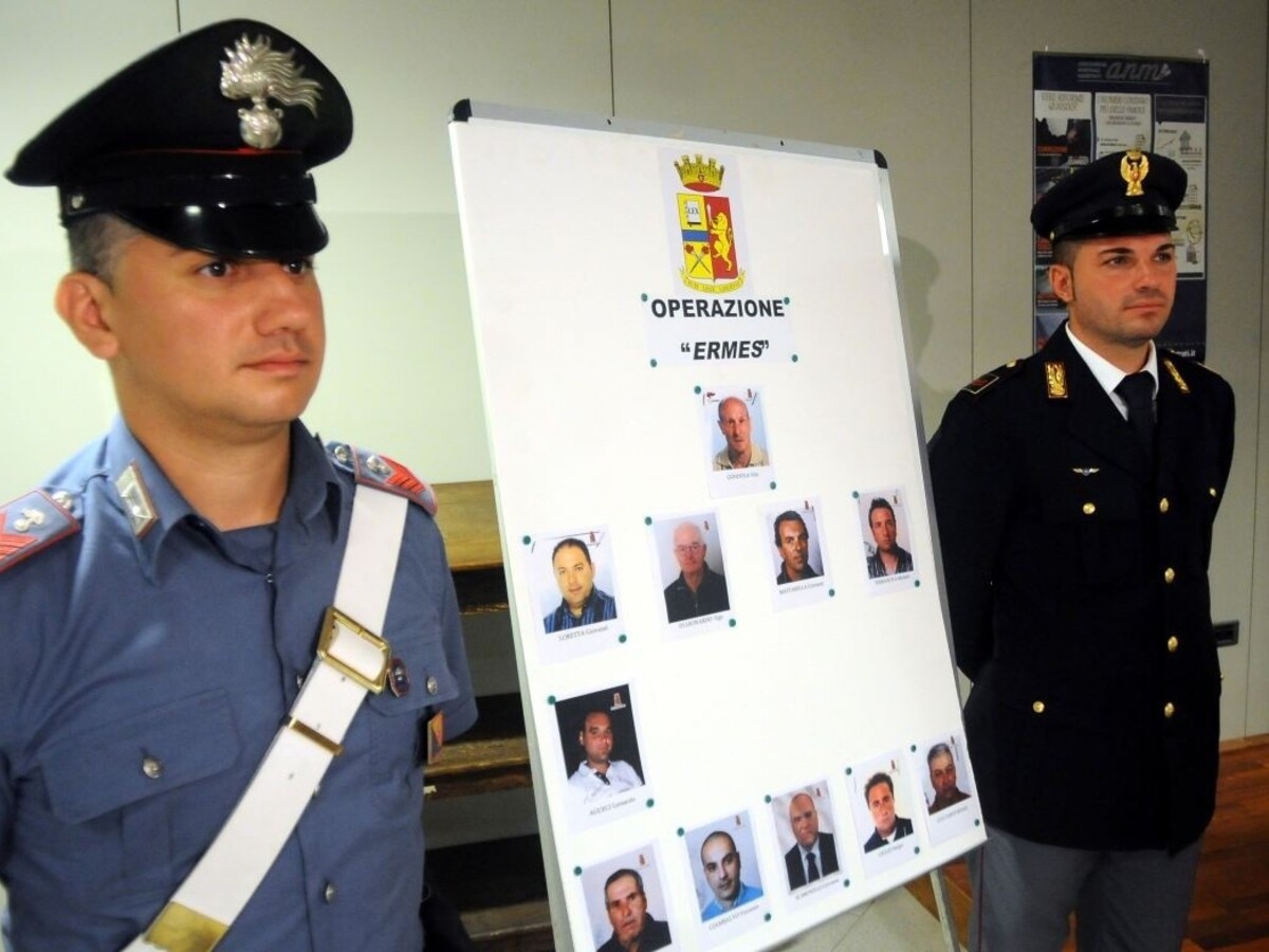 Mafiáni nemôžu byť krstnými otcami, zakázal im to arcibiskup