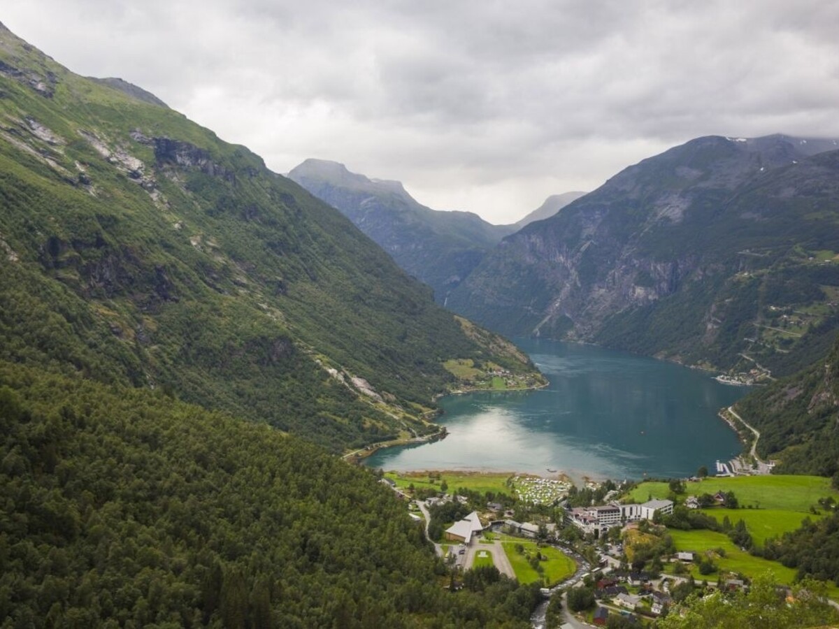 Nórsko fjordy príroda jazero 1140 px (SITA/AP)